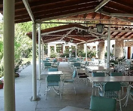 Altin Camp & Park Szálloda 2*