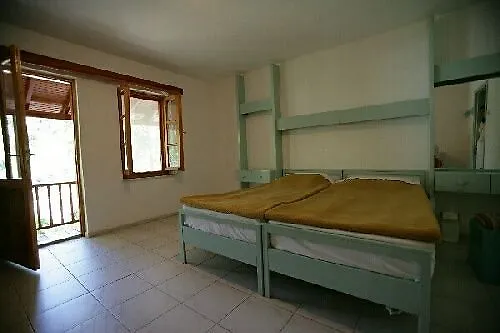 Altin Camp & Park 2*